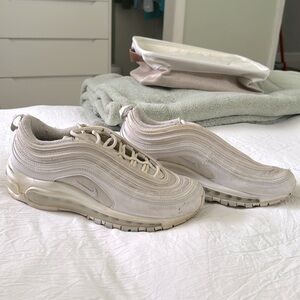 97 air maxes!!!!